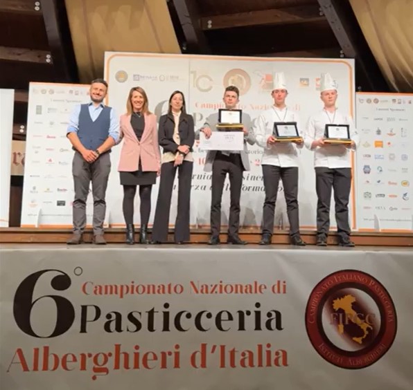 I VINCITORI DELLA 6° EDIZIONE DEL CAMPIONATO DI NAZIONALE PASTICCERIA DEGLI ISTITUTI ALBERGHIERI